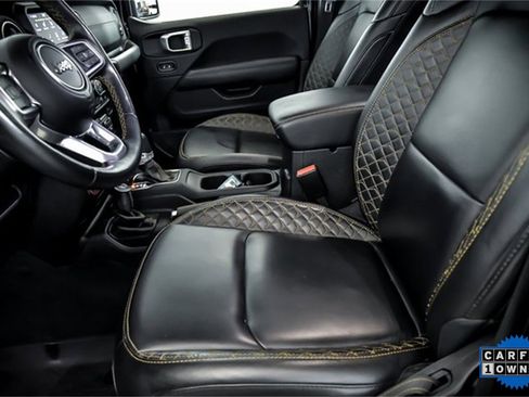 Used 2022 Jeep Wrangler Unlimited Sahara image 10