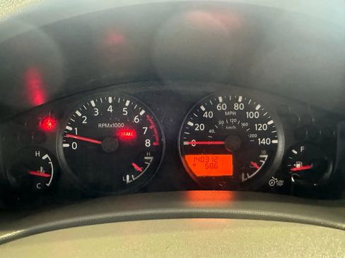 Used 2015 Nissan Frontier SV image 11