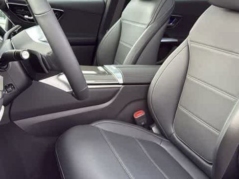 Certified 2026 Mercedes-Benz GLC 300 4MATIC image 22