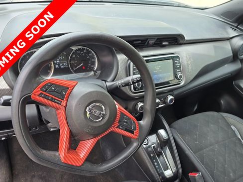 Used 2019 Nissan Kicks S FWD image 6