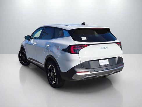 New 2026 Kia Sportage EX image 7