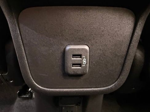 Used 2023 Chevrolet Equinox LT AWD/4WD image 23
