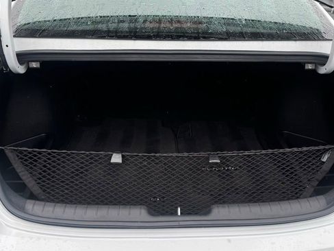Certified 2025 Hyundai Elantra SE w/ Cargo Package FWD image 10