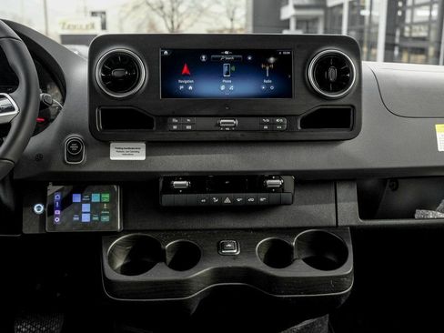 New 2025 Mercedes-Benz Sprinter 3500 image 24