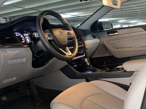 Used 2018 Hyundai Sonata SEL image 8
