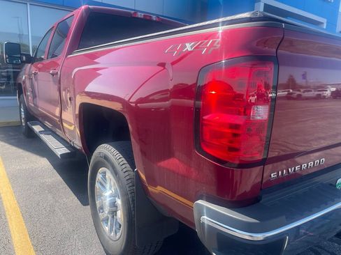Used 2018 Chevrolet Silverado 2500 LT w/ LT Convenience Package AWD/4WD image 4