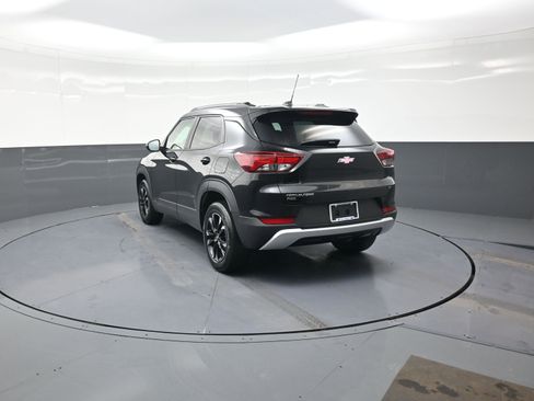 Used 2023 Chevrolet TrailBlazer LT w/ Convenience Package image 5