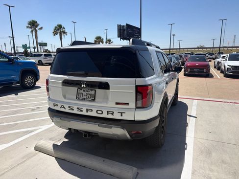 Used 2026 Honda Passport TrailSport Elite image 6