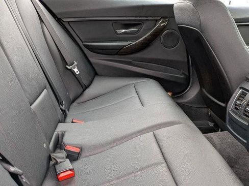 Used 2016 BMW 320i xDrive Sedan AWD/4WD image 28
