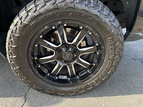 Used 2017 Chevrolet Silverado 1500 LT w/ All Star Edition image 9