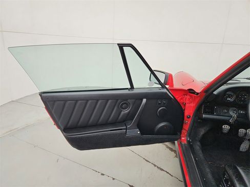 Used 1989 Porsche 911 Carrera image 75
