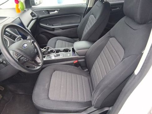 Used 2021 Ford Edge SE FWD image 8