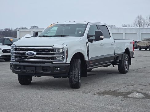 Used 2024 Ford F350 King Ranch image 3