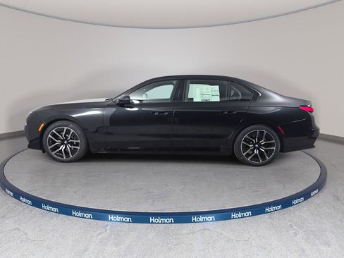 New 2026 BMW i7 xDrive60 w/ Executive Package AWD/4WD image 8