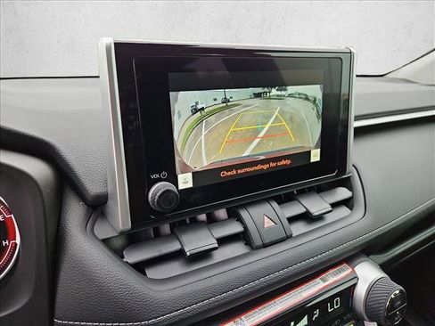 Used 2025 Toyota RAV4 XLE w/ Convenience Package FWD image 14