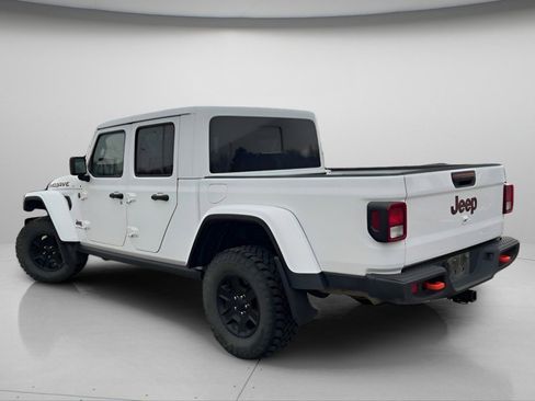 Used 2023 Jeep Gladiator Mojave w/ Cold Weather Group image 11