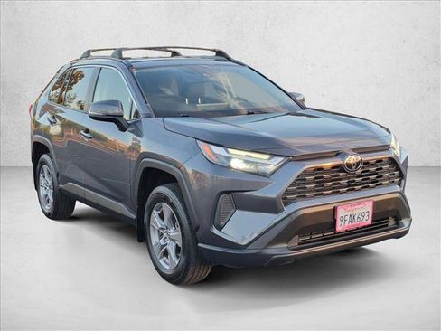 Used 2023 Toyota RAV4 XLE FWD image 3