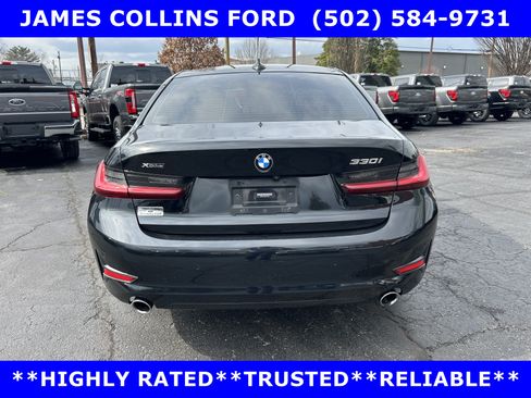 Used 2022 BMW 330i xDrive Sedan w/ Driving Assistance Package AWD/4WD image 9