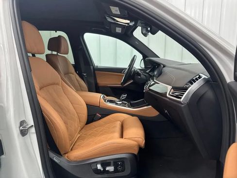 Used 2023 BMW X5 xDrive40i AWD/4WD image 23