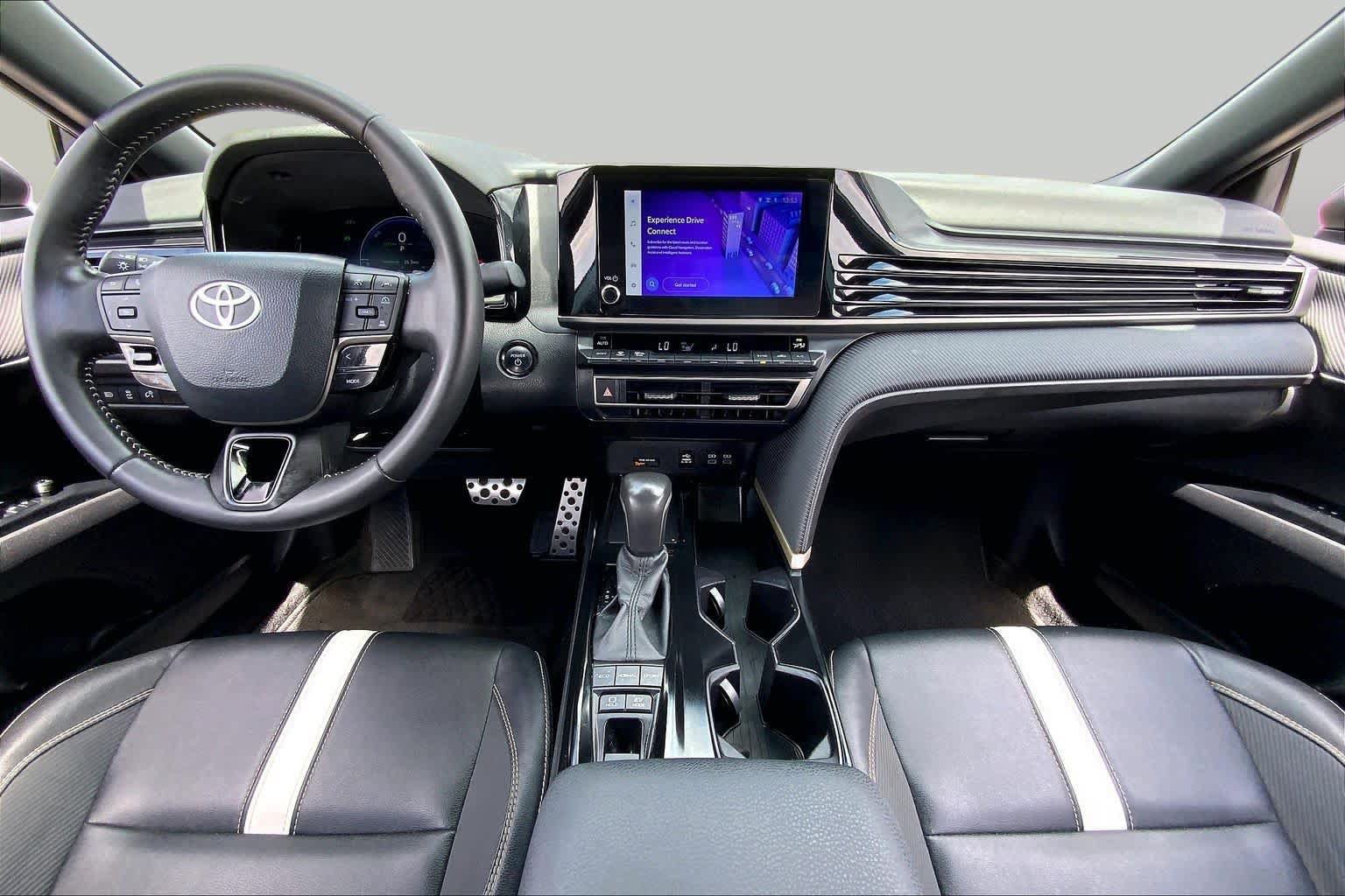 Certified 2025 Toyota Camry SE FWD image 15