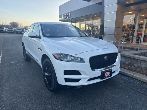 Used 2018 Jaguar F-PACE Premium image 1