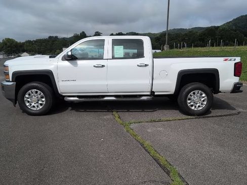 Used 2018 Chevrolet Silverado 2500 W/T w/ WT Fleet Convenience Package AWD/4WD image 5