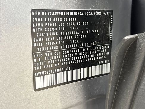 Used 2022 Volkswagen Taos SE image 36