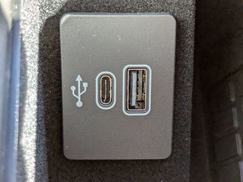 New 2025 Lincoln Navigator Black Label image 23