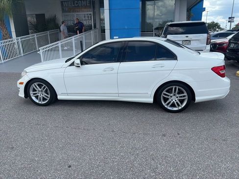 Used 2014 Mercedes-Benz C 250 Sedan image 7