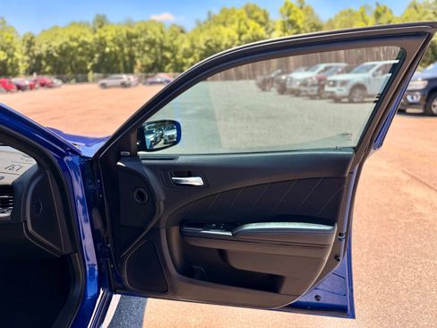 Used 2022 Dodge Charger R/T w/ Blacktop Package RWD image 23