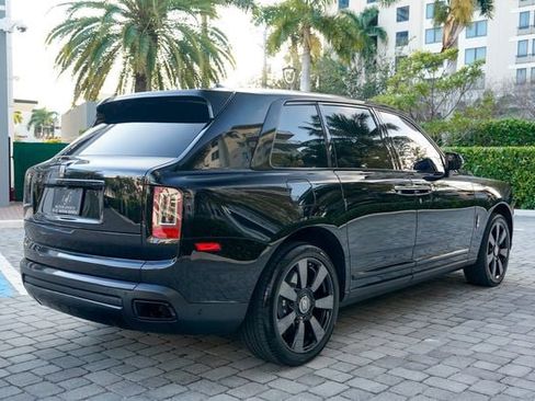 Used 2023 Rolls-Royce Cullinan Sport Utility w/ Cullinan Package image 51