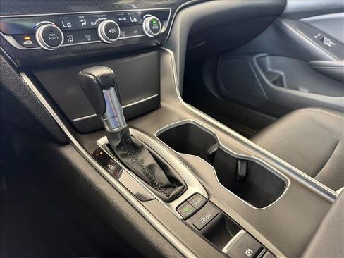 Used 2022 Honda Accord Sport image 16