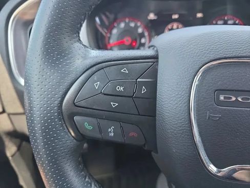 Used 2017 Dodge Charger SXT w/ Blacktop Package RWD image 17