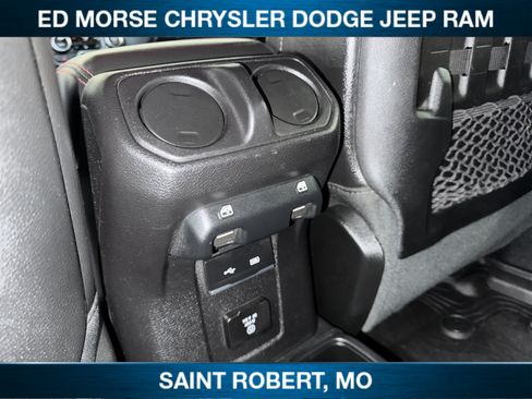 Used 2020 Jeep Gladiator Rubicon AWD/4WD image 17