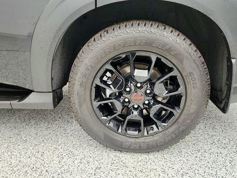 Used 2025 Nissan Armada PRO-4X w/ Pro-4X Premium Package image 9