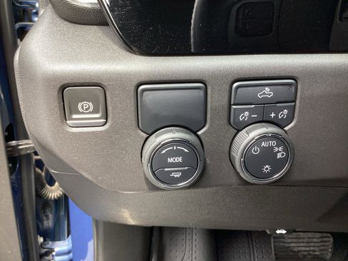 Used 2024 Chevrolet Silverado 1500 LT w/ Texas Edition Plus image 33