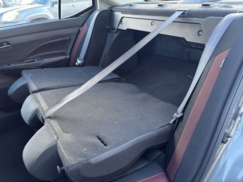 Used 2024 Nissan Versa SR image 28