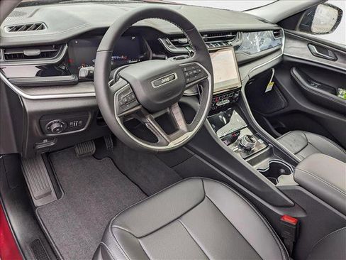 New 2024 Jeep Grand Cherokee L Limited w/ Luxury Tech Group II image 3