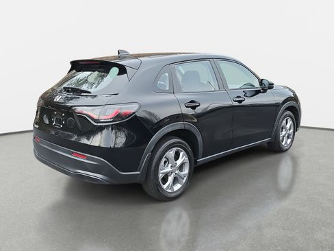 Used 2024 Honda HR-V LX image 5