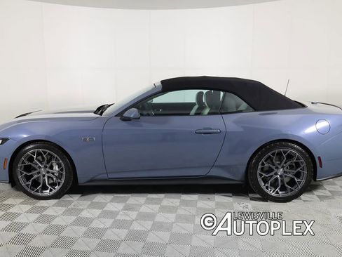 Used 2024 Ford Mustang GT Premium image 11