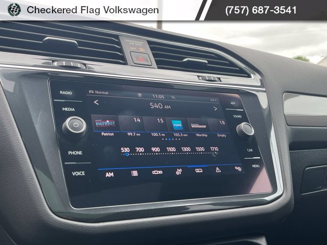 Used 2022 Volkswagen Tiguan SE w/ Panoramic Sunroof Package AWD/4WD image 41