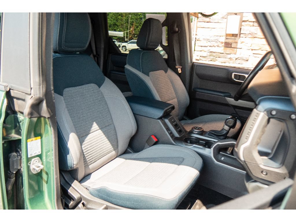 Used 2023 Ford Bronco Outer Banks w/ Sasquatch Package AWD/4WD image 16