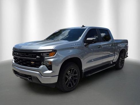 Used 2024 Chevrolet Silverado 1500 Custom w/ Turbomax Blackout Package RWD image 2