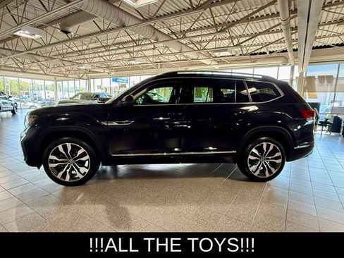 Used 2022 Volkswagen Atlas SEL Premium R-Line AWD/4WD image 5