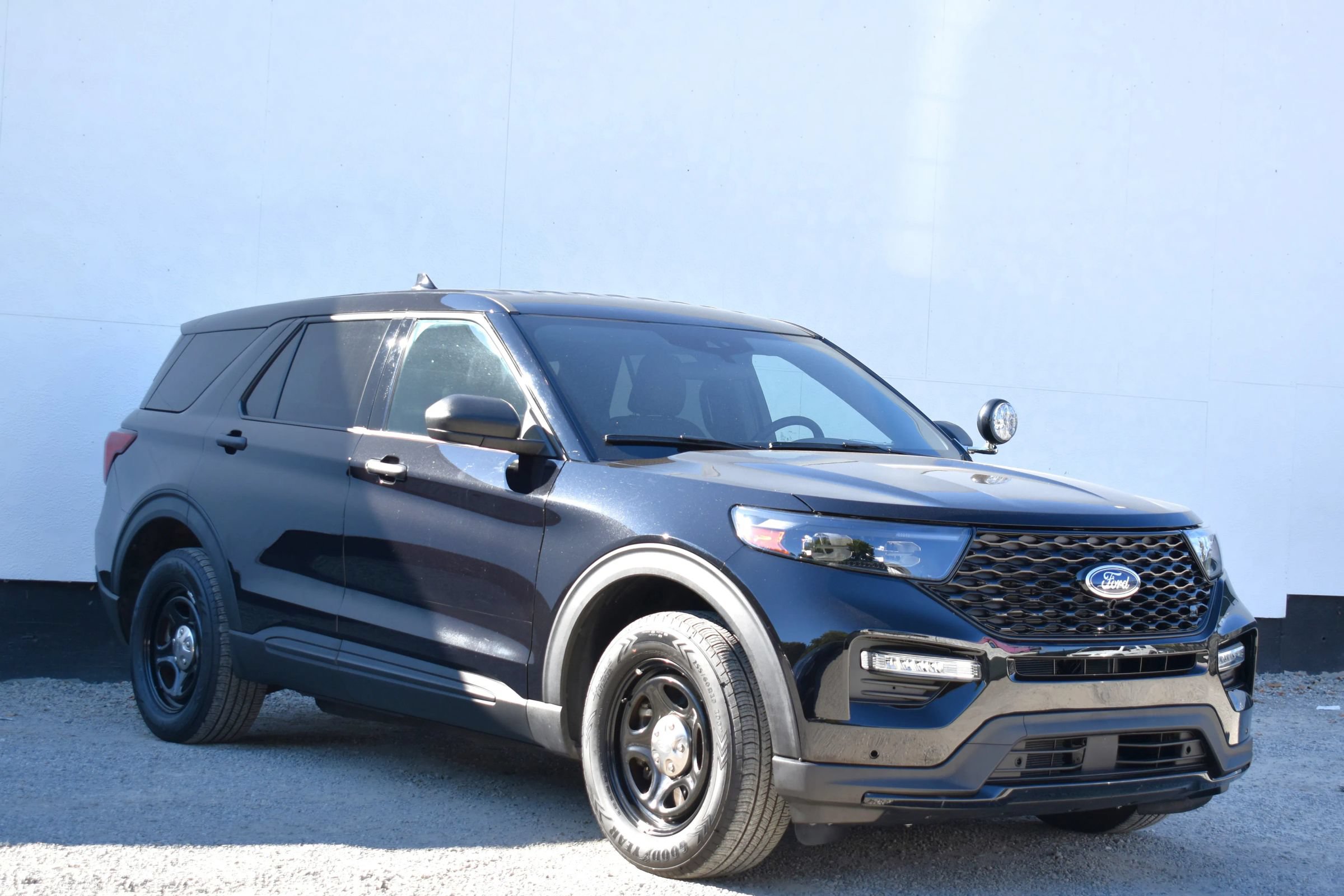 Used 2023 Ford Explorer 4WD Police Interceptor w/ Ready For The Road Package image 1