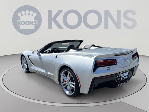 Used 2017 Chevrolet Corvette Stingray Convertible RWD image 4