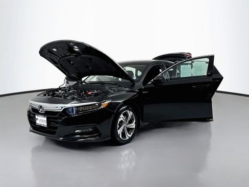 Used 2018 Honda Accord EX image 19