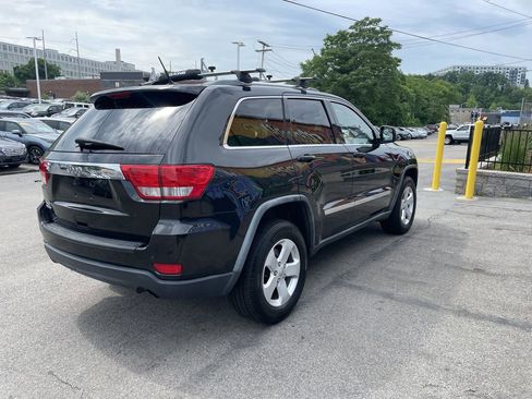 Used 2012 Jeep Grand Cherokee Laredo AWD/4WD image 8