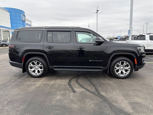 Used 2022 Jeep Wagoneer Series II image 4