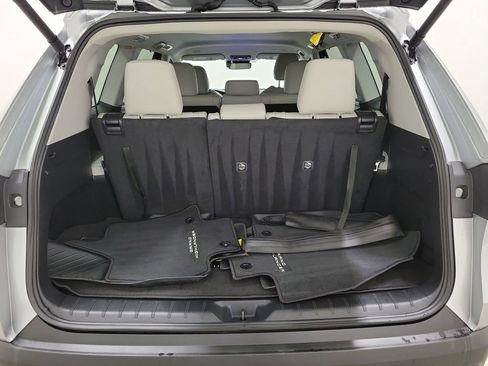 Used 2024 Toyota Grand Highlander XLE image 10